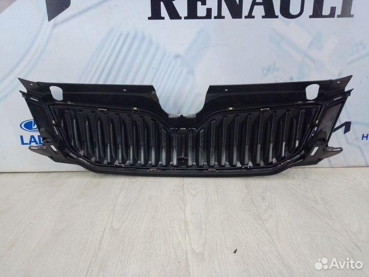 Решетка радиатора Skoda octavia A7
