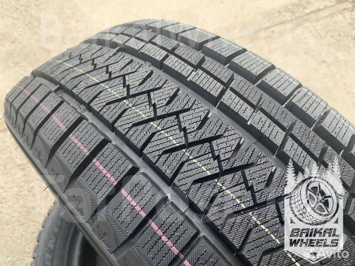 Triangle PL02 235/60 R18 107V