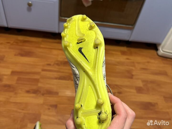 Бутсы nike hypervenom
