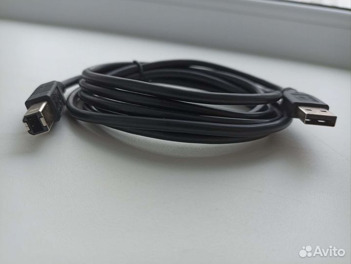 Кабель для компьютера