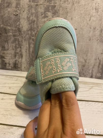 Кроссовки детские 21 размер для девочек