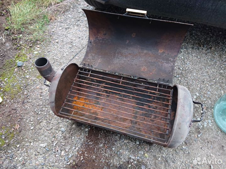 Мангал-коптильня с крышкой