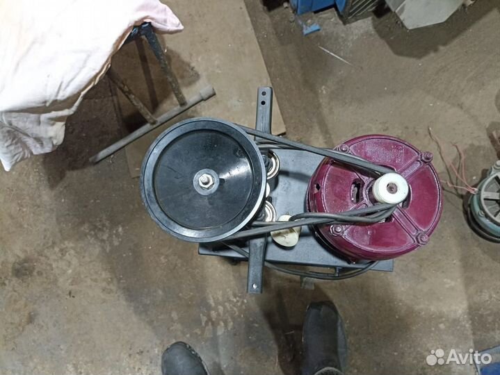 Машинка для закатки банок