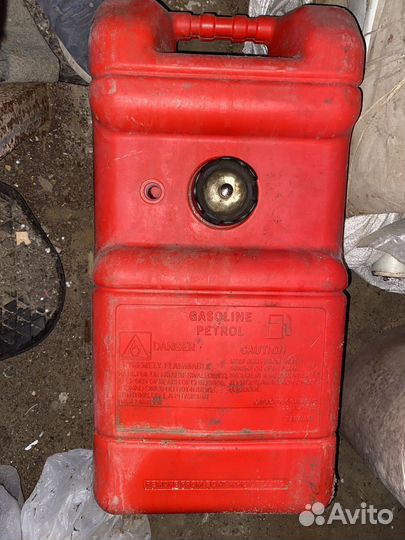 Топливный бак для лодочного мотора