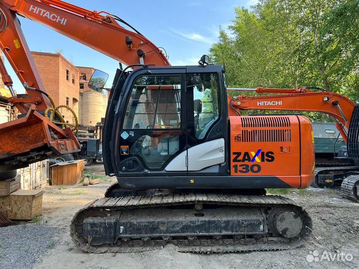 Гусеничный экскаватор Hitachi ZX130-5G, 2021