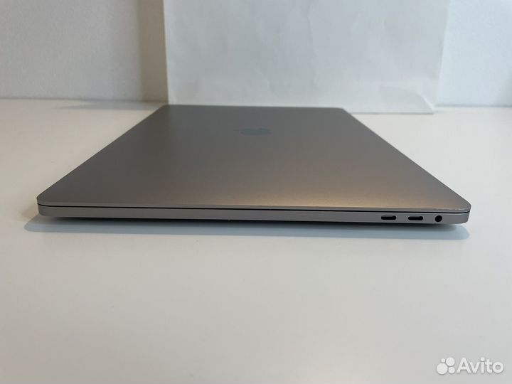 Кастом macbook pro 16 2021 видеокарта 8 Gb 32Gb