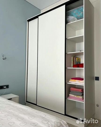 Шкаф-купе в стиле IKEA