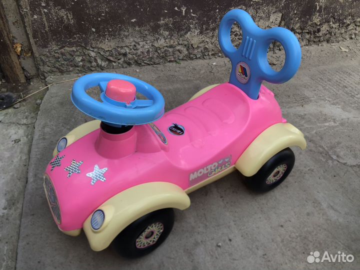 Машинка-каталка