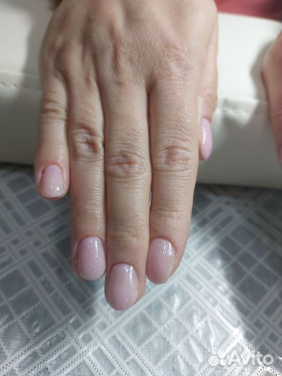 Модель на маникюр