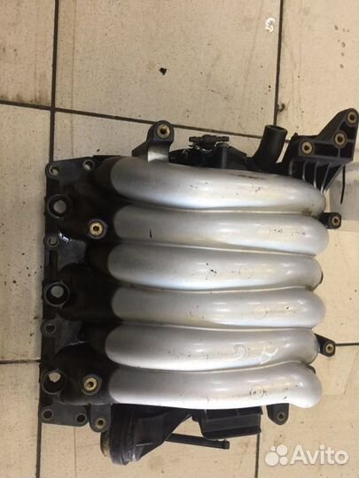Коллектор впускной Audi A6 C5 ARJ