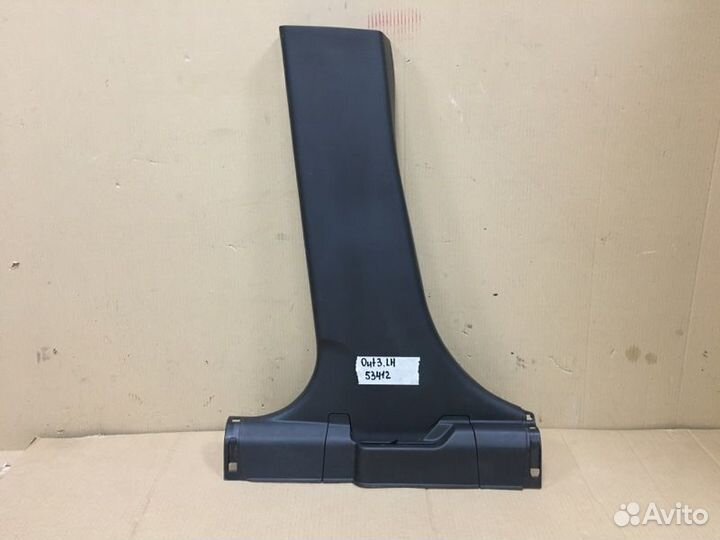 Обшивка средней стойки левая Mitsubishi Outlander