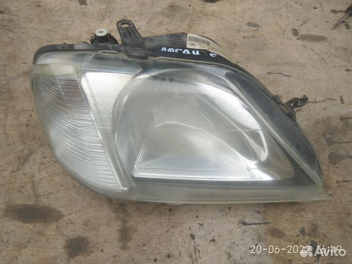 Фара правая на Рено Логан 2008 год
