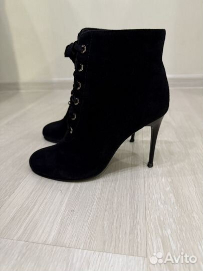 Туфли, ботфорты