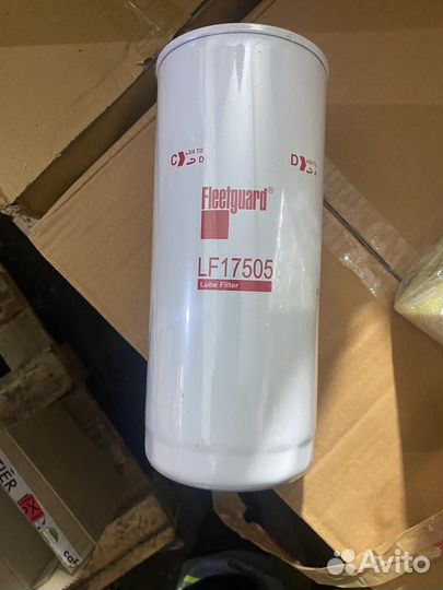 Фильтр масляный Fleetguard LF17505