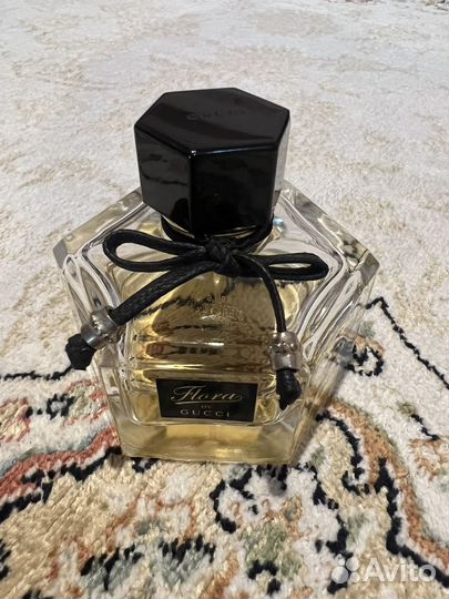 Туалетная вода flora by gucci
