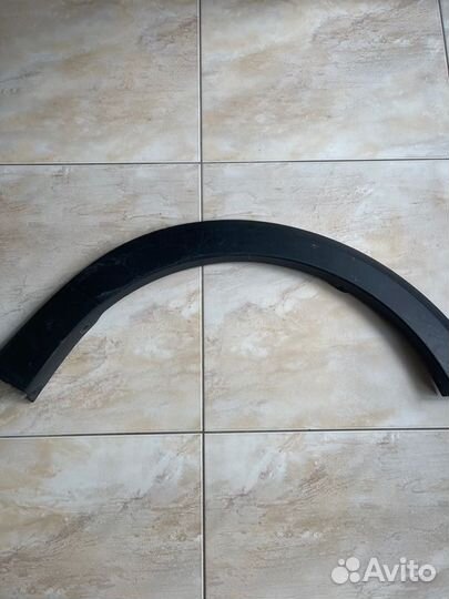Расширитель крыла передний правый Renault Sandero