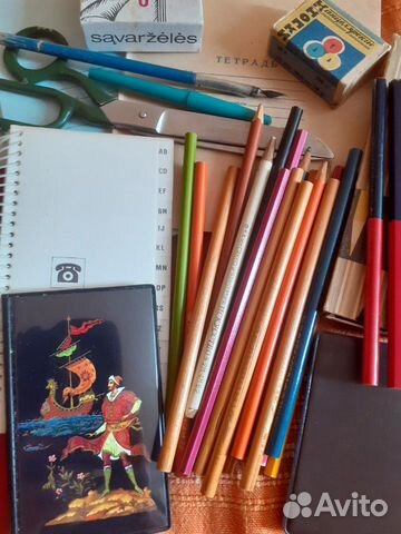 Советские карандаши, кнопки, записные книжки, тетр