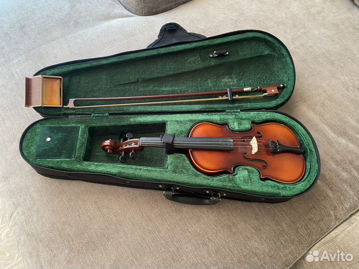 Скрипка 1/8 Maxtone