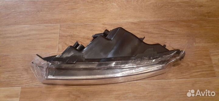 Фара противотуманная правая на Skoda Rapid