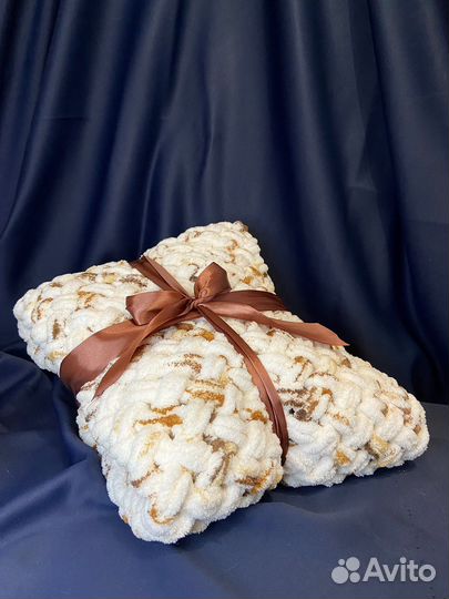 Вязаный плед