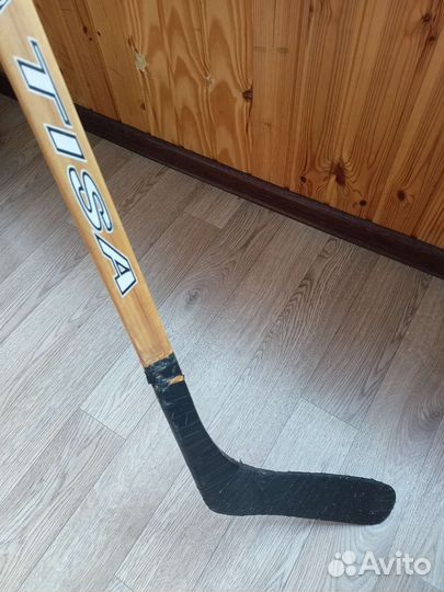 Клюшка хоккейная