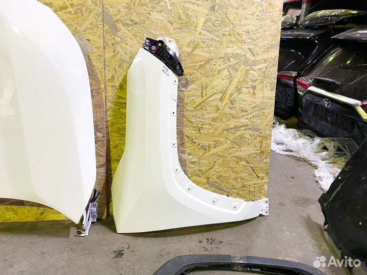 Передняя часть Toyota RAV4 XA50