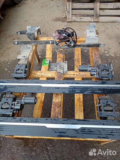 Комплект автоматических порогов Mercedes V class