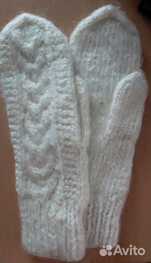 Варежки шерстяные белые