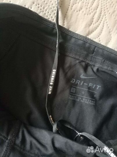 Беговые леггинсы мужские спортивные nike