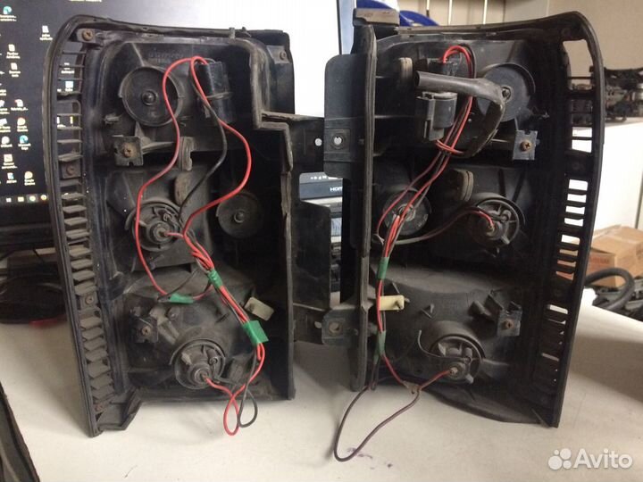 Фонарь правый/левый Mitsubishi Pajero/Montero II