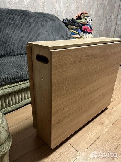 Стол книжка