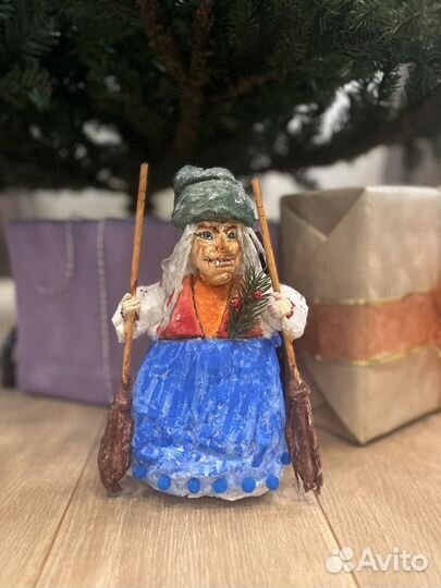 Елочная игрушка баба Яга