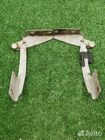 Петли капота Ford Focus 1 универсал