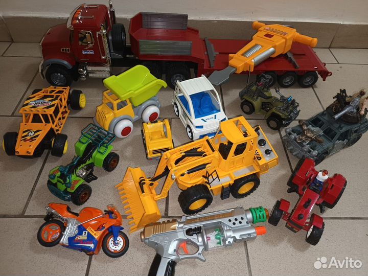 Машинки для мальчика 3-6. Hot Wheels. Трек