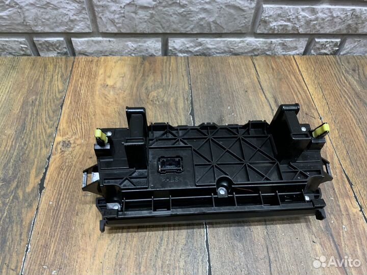 Toyota camry V50 Блок управления климат установкой