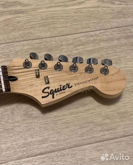 Электро гитара fender