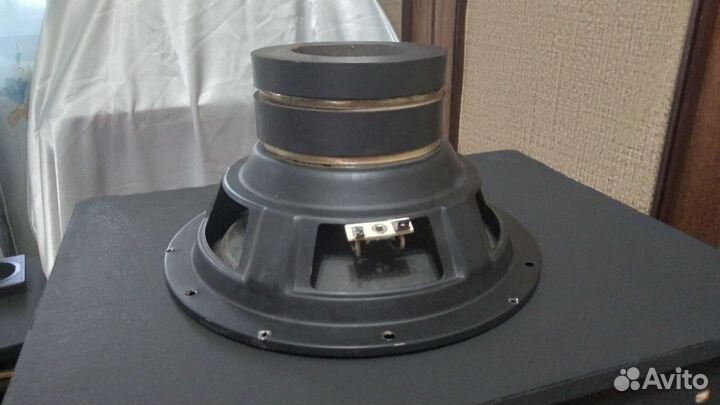 Динамики LG, 10-150 Вт, 4 Ом