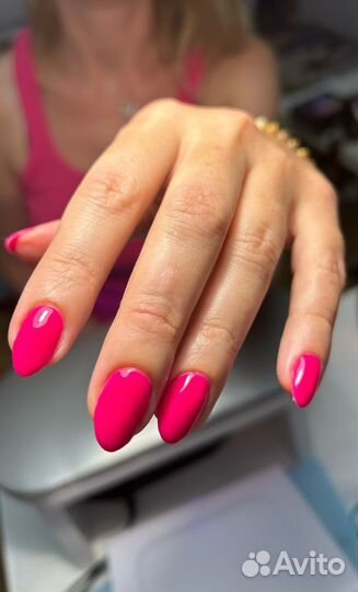 Маникюр на дому
