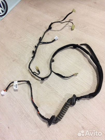 Солярис проводка двери багажника Солярис Хетчбек
