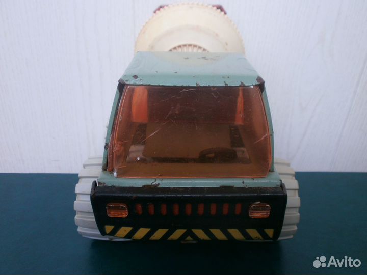 Грузовик, игрушки из СССР