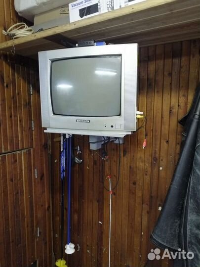 Телевизор отдам