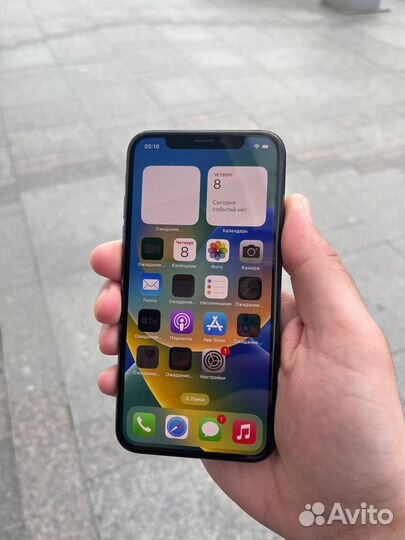 iPhone X, 64 ГБ