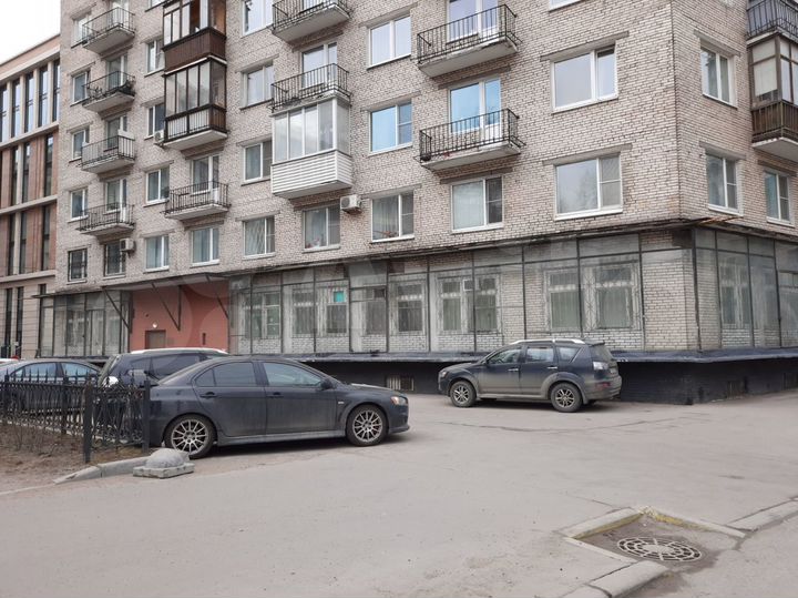 Свободного назначения, 831.8 м²