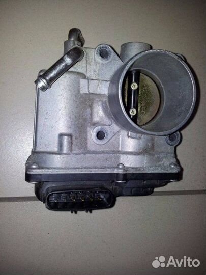 Дроссельная заслонка Toyota Allex
