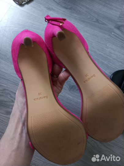 Босоножки bershka 38