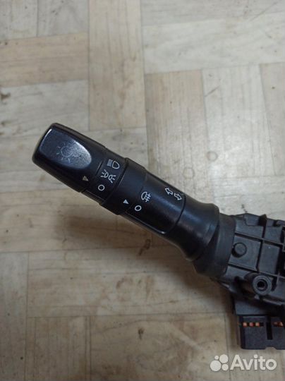 Подрулевой переключатель света Kia Rio 3 2016