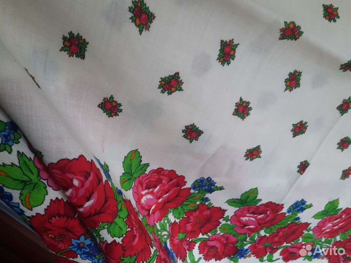 Новый платок шерстяной