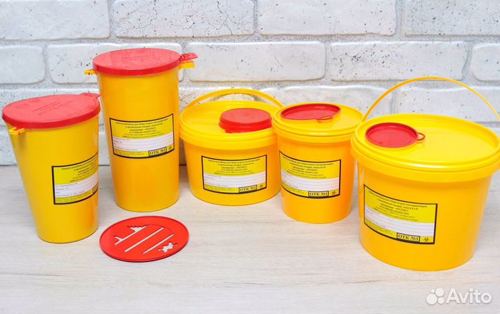 Контейнер для сбора отходов с иглосьемником