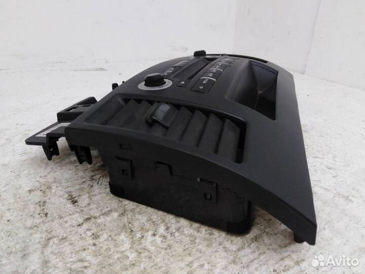 Блок управления магнитолой