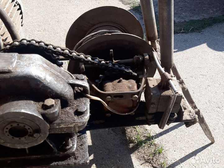 Электролебедка